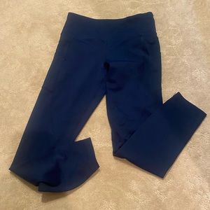 7/8 Pocket light n tight Navy EUC